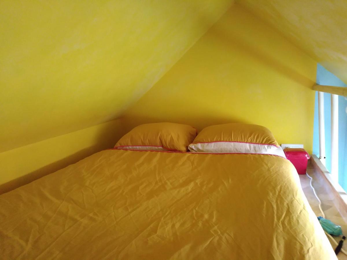 Chambres D'Hotes Du Port Aux Cerises Виньё-сюр-Сен Экстерьер фото